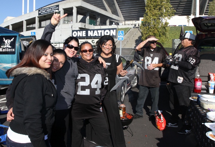 Raiders vs Chiefs 11-15-09-002.JPG